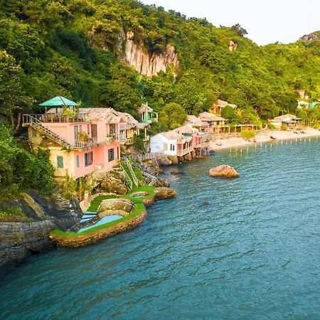 Ocean Beach Resort Cat Ba Island Buitenkant foto