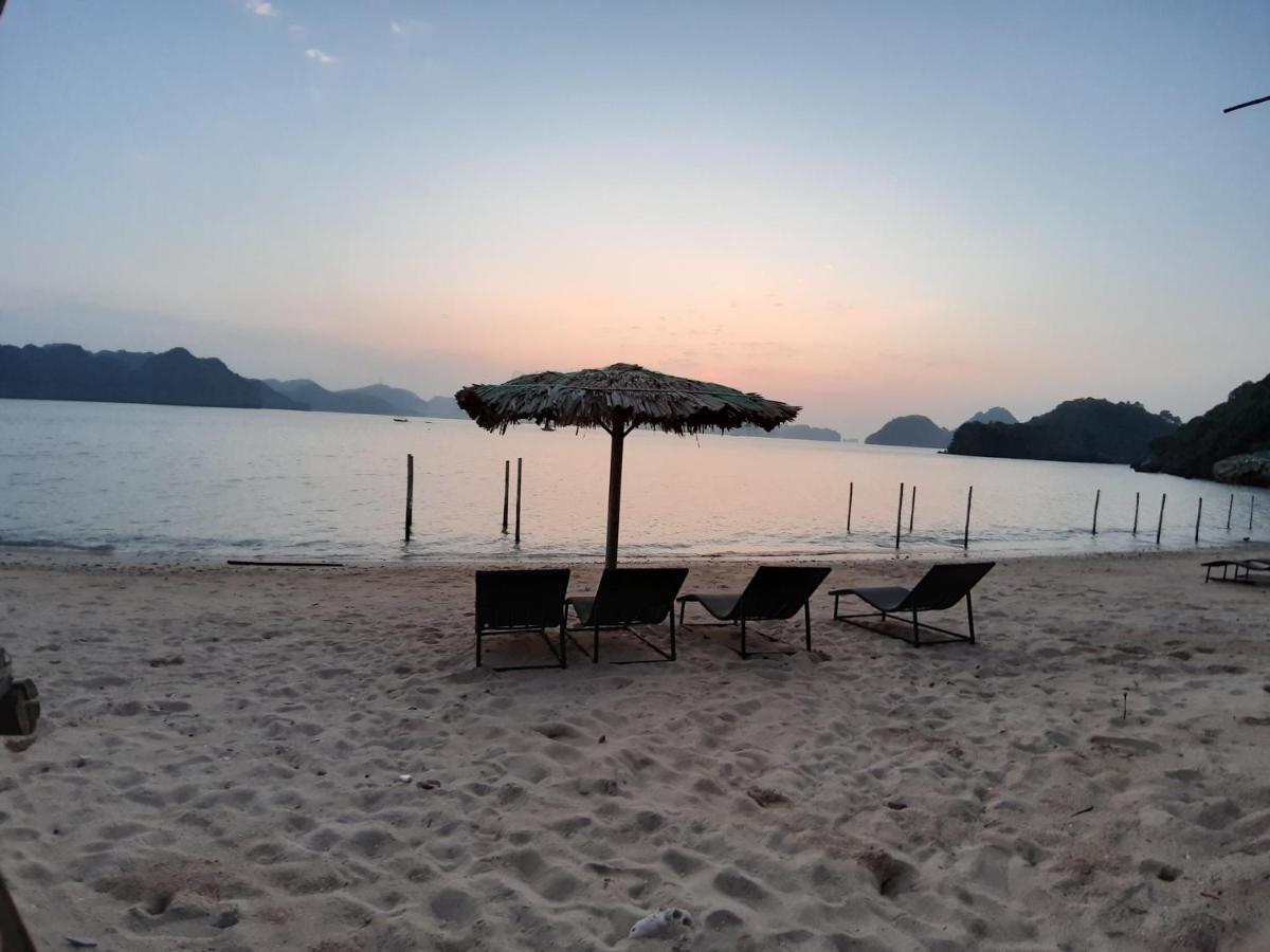 Ocean Beach Resort Cat Ba Island Buitenkant foto