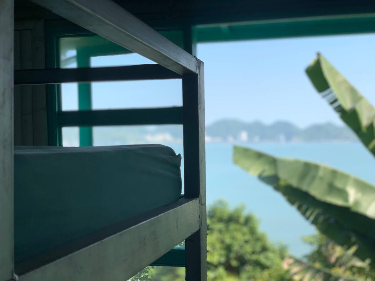 Ocean Beach Resort Cat Ba Island Buitenkant foto