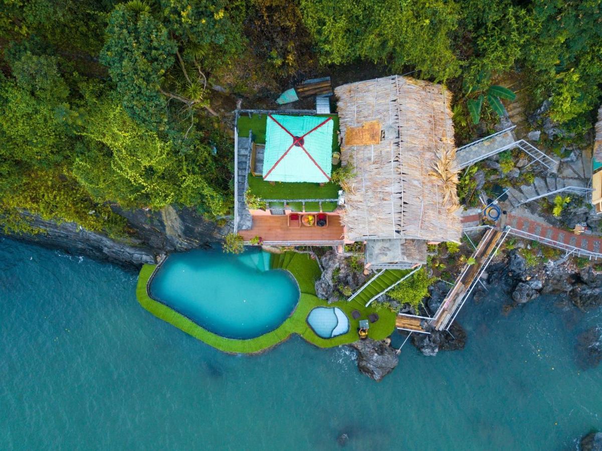 Ocean Beach Resort Cat Ba Island Buitenkant foto