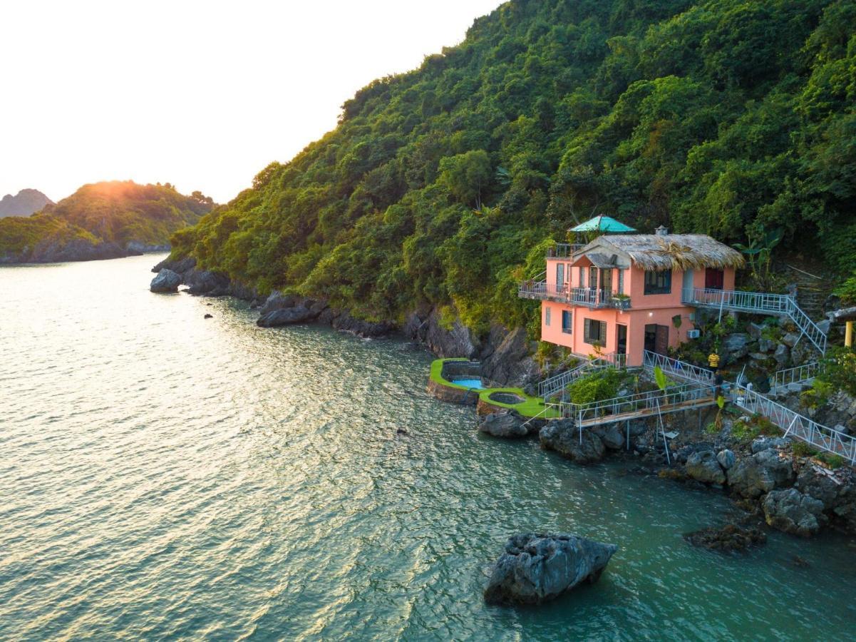 Ocean Beach Resort Cat Ba Island Buitenkant foto