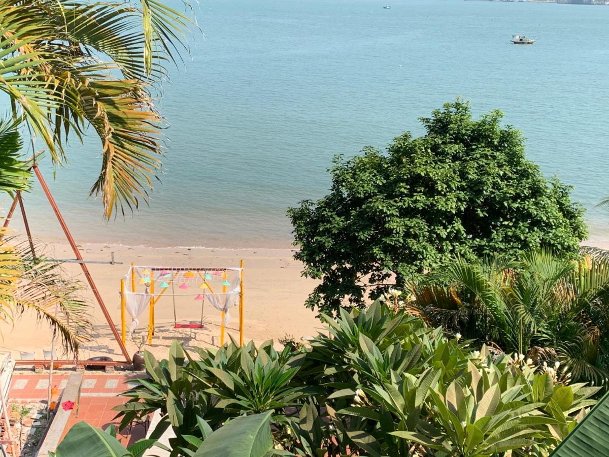 Ocean Beach Resort Cat Ba Island Buitenkant foto